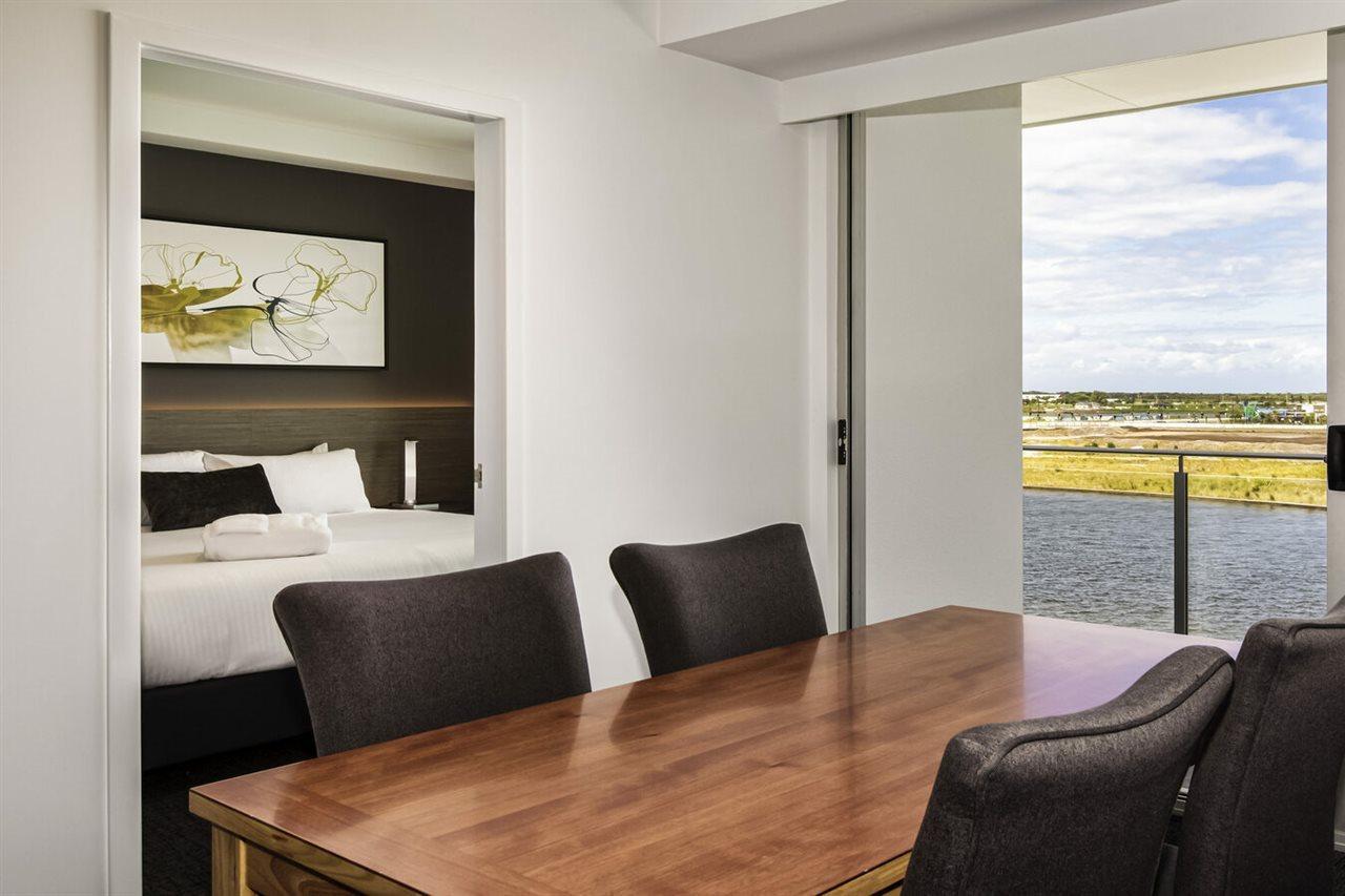 Mercure Sunshine Coast Kawana Waters Extérieur photo