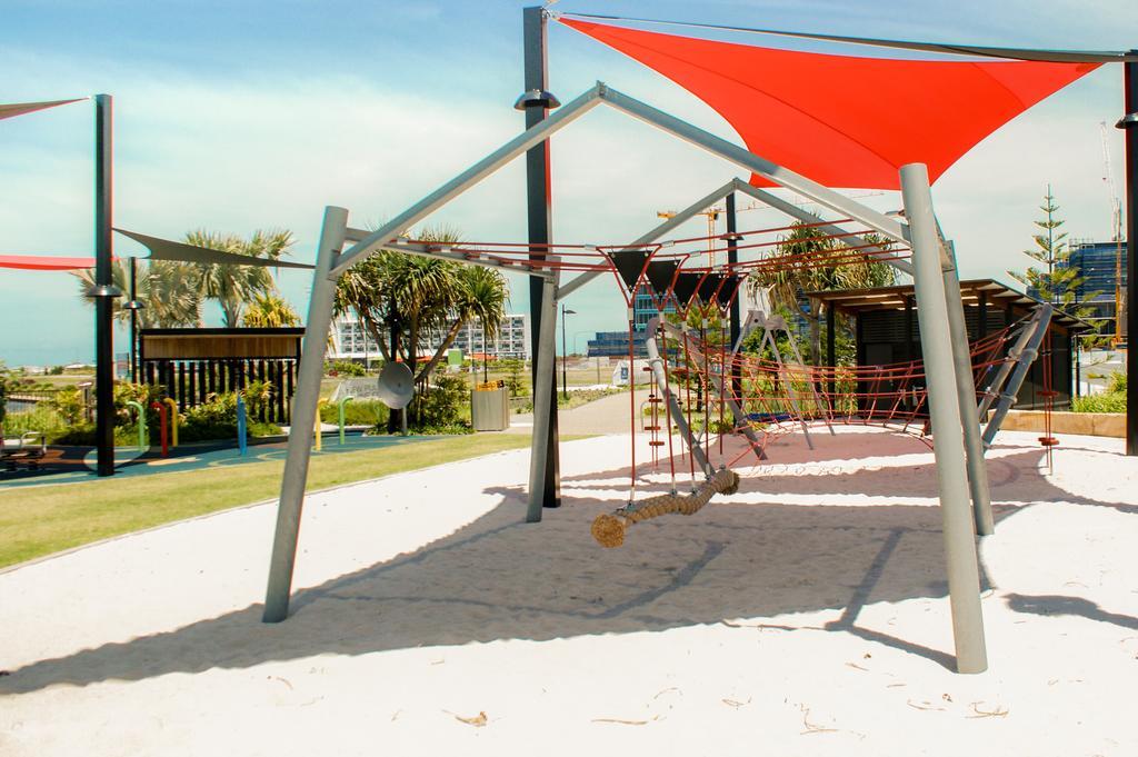 Mercure Sunshine Coast Kawana Waters Extérieur photo
